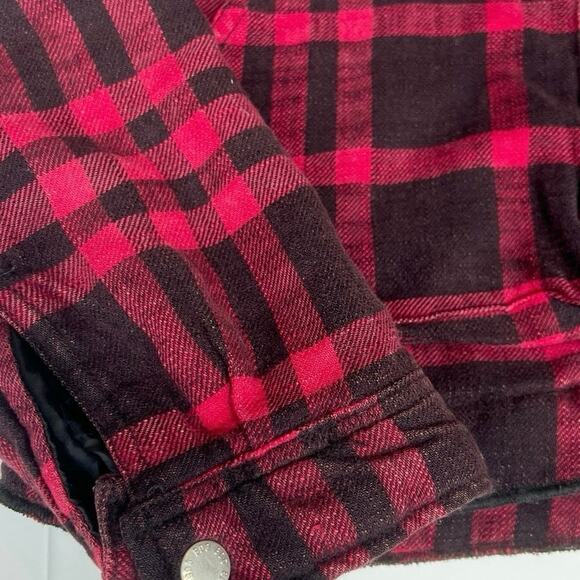 Urban Outfitters BDG Cropped Plaid Shacket Black Red Flannel Boxy Jacket Small - Picture 7 of 15
